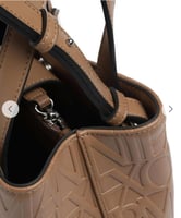 شنطة ارماني اكستنج