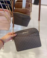 بني مع الشعار