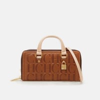 شنطة كارولينا هيريرا/واليت