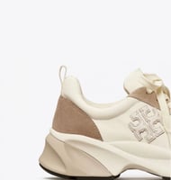 شوز توري بوزش