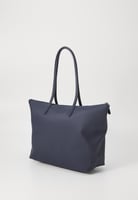 شنطة لاكوست/توت باق