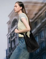 شنطة تشارلز اند كيث/مقاس لارج