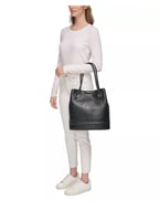 شنطة كالفن كلاين