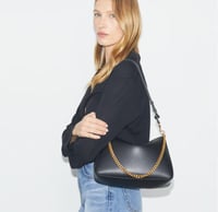 شنطة توري بورش