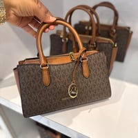 شنطة مايكل كورس/مقاس سمول