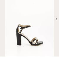 كعب فالنتينو غارافاني