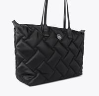 شنطة كيرت جيجر/توت باق