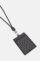 هولدر كارولينا هيريرا