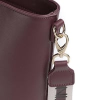 شنطة فالنتينو ماريو/توت باق