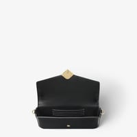 شنطة فندي fendi