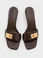 كعب تشارلز اند كيث