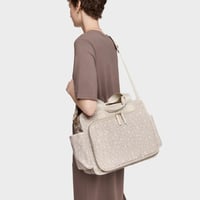 شنطة اطفال توس