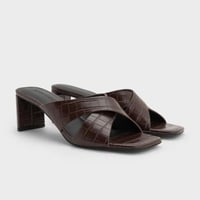 كعب تشارلز اند كيث