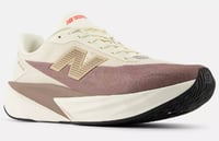 شوز نيو بالانسFuelCell Rebel v5