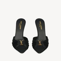 كعب سان لوران