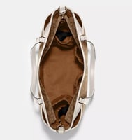 شنطة كوتش اطفال