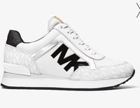 شوز مايكل كورس