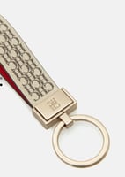 ميدالية كارولينا هيريرا