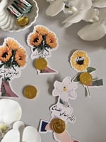 توزيعات مع ثيم اليوم العالمي للتسامح