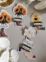 توزيعات مع ثيم اليوم العالمي للتسامح