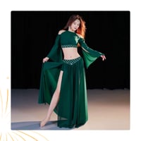 بدلة رقص شرقي لون اخضر