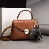 شنطة يد نسائي انيقة