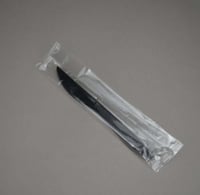 كرتون سكاكين بلاستيك اسود 1000 حبة مغلفة