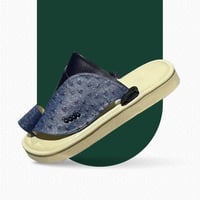 حذاء شرقي مطرز