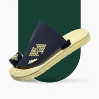 حذاء شرقي مطرز