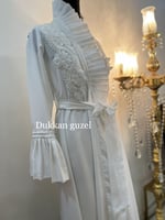 روب ام مكون من قطعتين مع شك ولولو