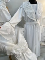 طقم ام ومولودتها روب ام مكون من قطعتين + مدس موالي...