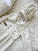 طقم ولادي مكون من (مدس +افرول مقاس من 0-3+قبعة فرن...