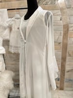 روب نفاس اوف وايت