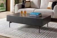 طاولة اسود مطفي مفرد