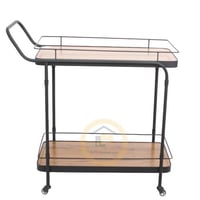 عربية تقديم دورين معدن لون اسود سطح خشب لون بني