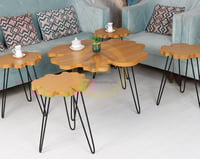 طاولة مدخل بقواعد حديد ذهبية