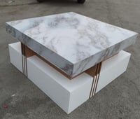 طاولة مفرد سطح بديل رخام