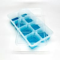 قالب ثلج مع غطاء 8 مكعب كبير