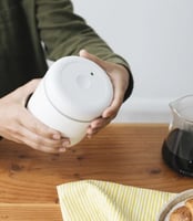 حافظة قهوة فلو 0.7لتر ابيض