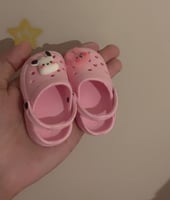 كروكس صغير الحجم جدا الطول 8ونص سانتي والعرض 4 سان...