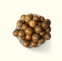 مكادميا بالملح