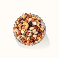 مكسرات مشكلة خام