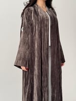 عباية مخمل مكسر - بني