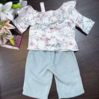 طقم بناتي للصغار