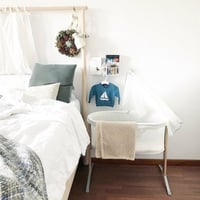 سرير بتصميم عصري