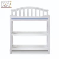 طاولة غيار خشبية