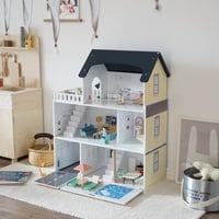 بيت الدمى تفاصيل عصرية