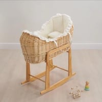 سلة مواليد موسى مع القاعدة والمفرش كامل