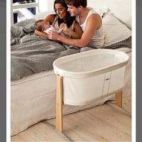 سرير بتصميم عصري