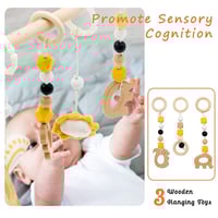 تعليقة العاب منتسوري بدعائم من خشب الصنوبر